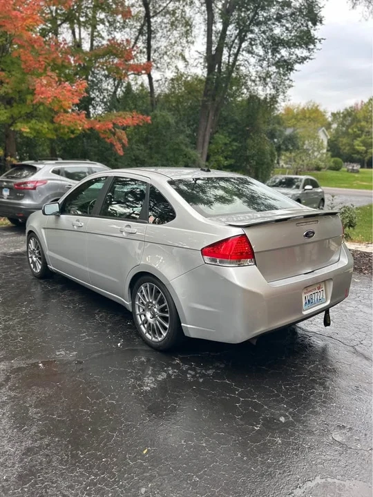 2010 Ford Focus 2nd Gen - Image 4 of 10