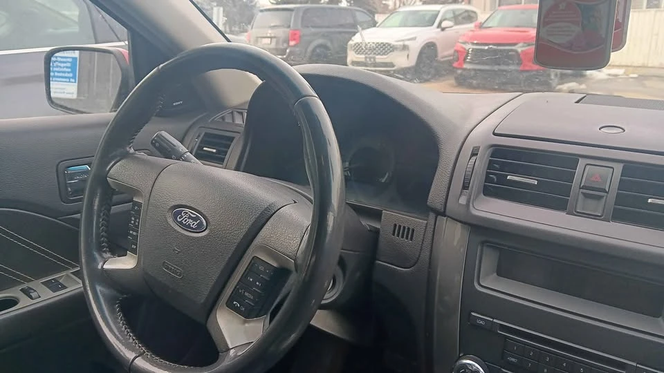 2010 Ford Fusion - Image 5 of 14