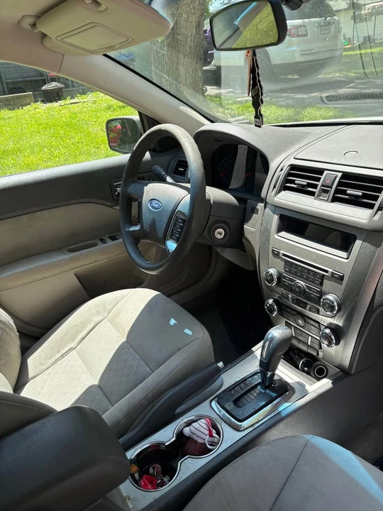 2010 Ford Fusion 1st Gen - Image 6 of 8