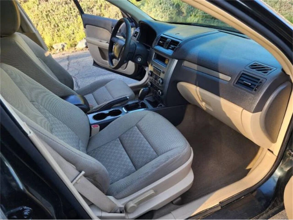 2010 Ford Fusion 1st Gen - Image 12 of 22