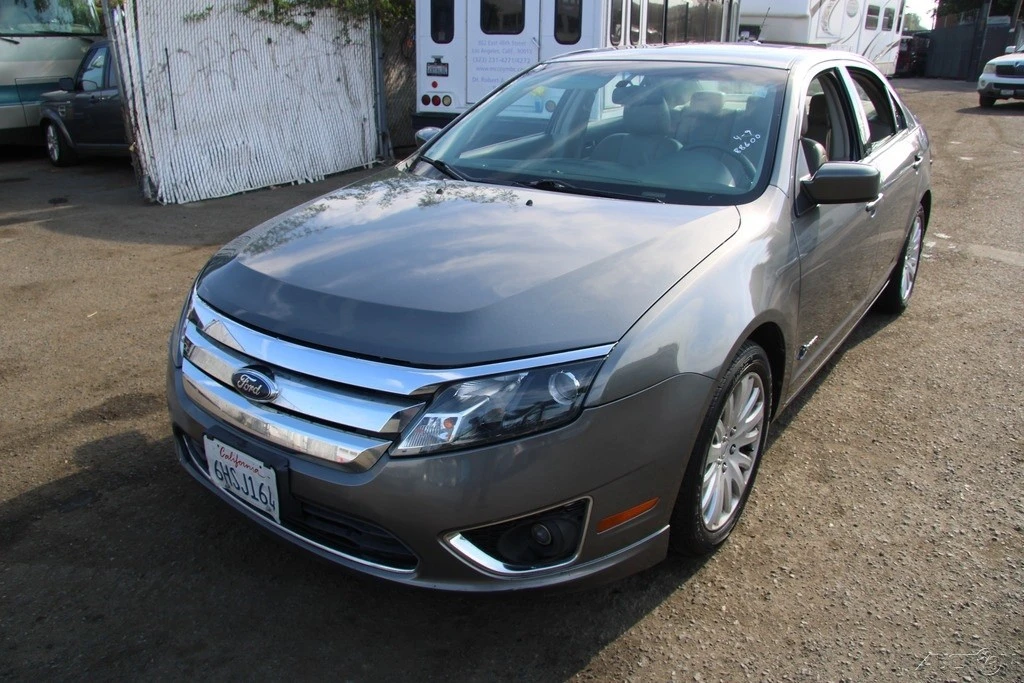 2010 Ford Fusion 1st Gen - Image 2 of 21