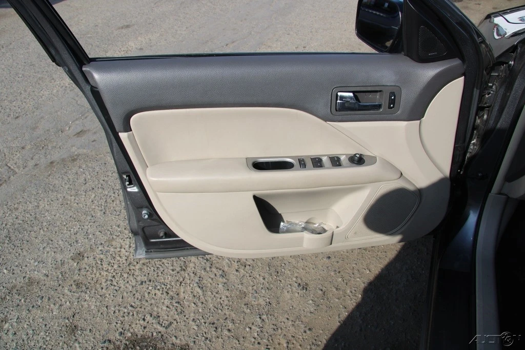 2010 Ford Fusion 1st Gen - Image 15 of 21