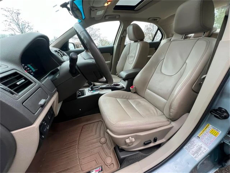 2010 Ford Fusion 1st Gen - Image 21 of 31