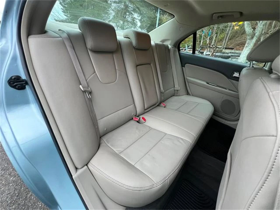 2010 Ford Fusion 1st Gen - Image 28 of 31