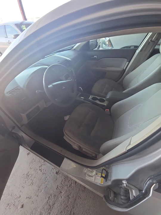 2010 Ford Fusion 1st Gen - Image 7 of 9