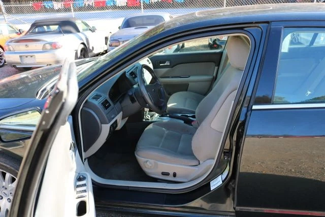 2010 Ford Fusion 1st Gen - Image 8 of 12