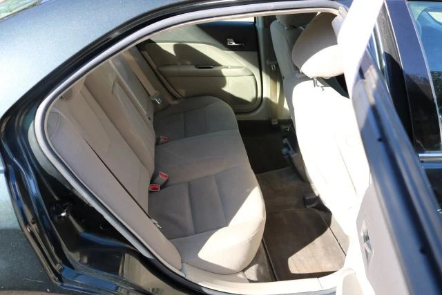 2010 Ford Fusion 1st Gen - Image 10 of 12