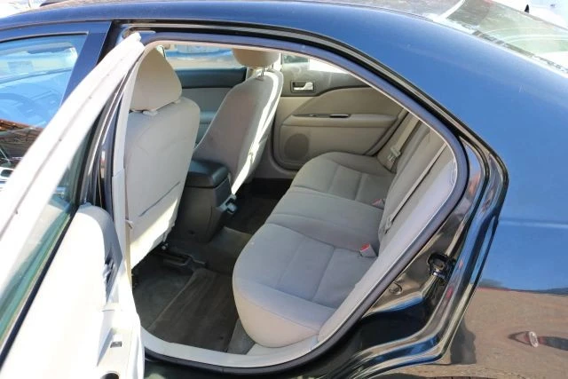 2010 Ford Fusion 1st Gen - Image 9 of 12