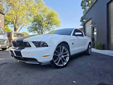 2010 Ford Mustang GT Coupe 2D