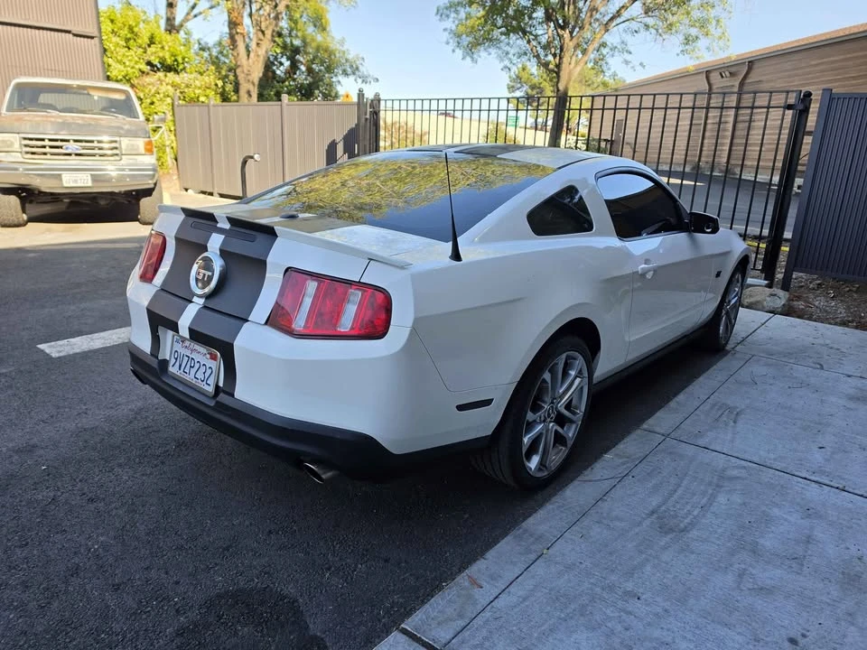 2010 Ford GT - Image 3 of 12