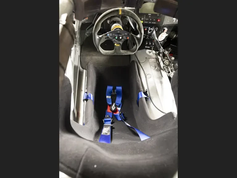 2010 Ford GT - Image 13 of 31