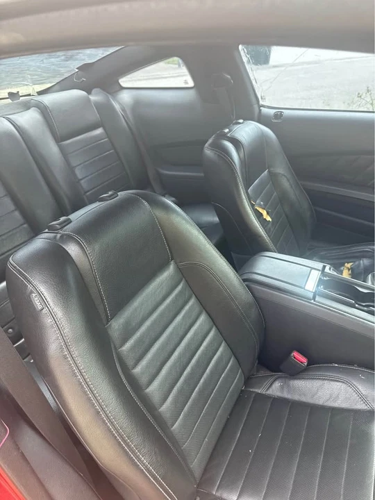 2010 Ford S197 Mustang - Image 6 of 6