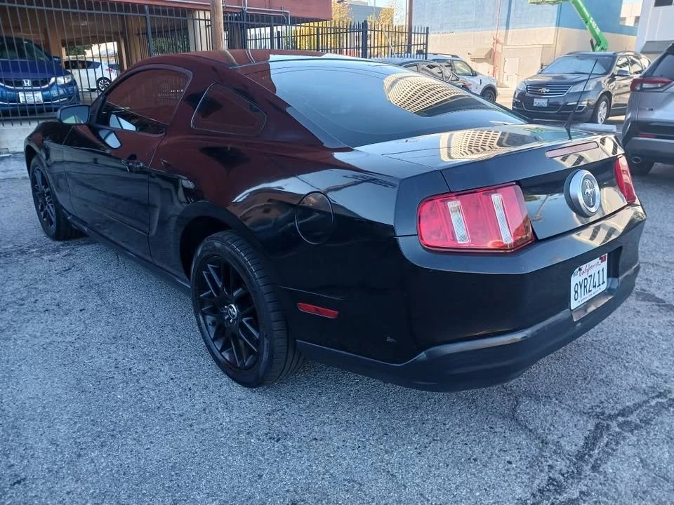 2010 Ford S197 Mustang - Image 4 of 15