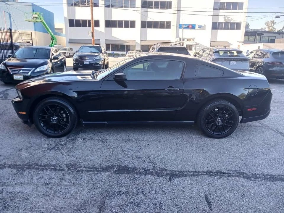 2010 Ford S197 Mustang - Image 3 of 15