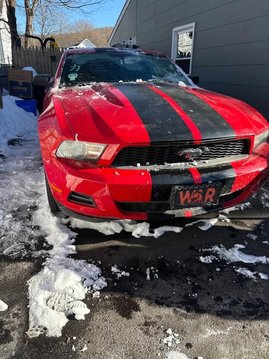 2010 Ford S197 Mustang - Image 2 of 4