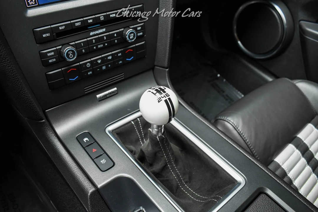 2010 Ford S197 Mustang - Image 13 of 21