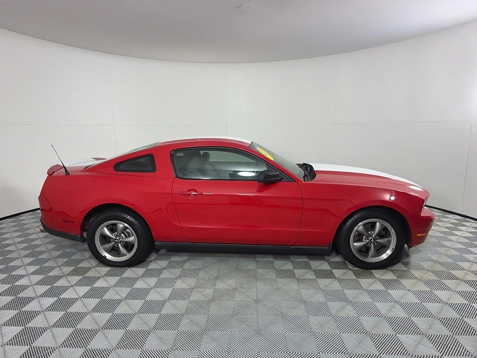 2010 Ford Mustang - Image 4 of 23