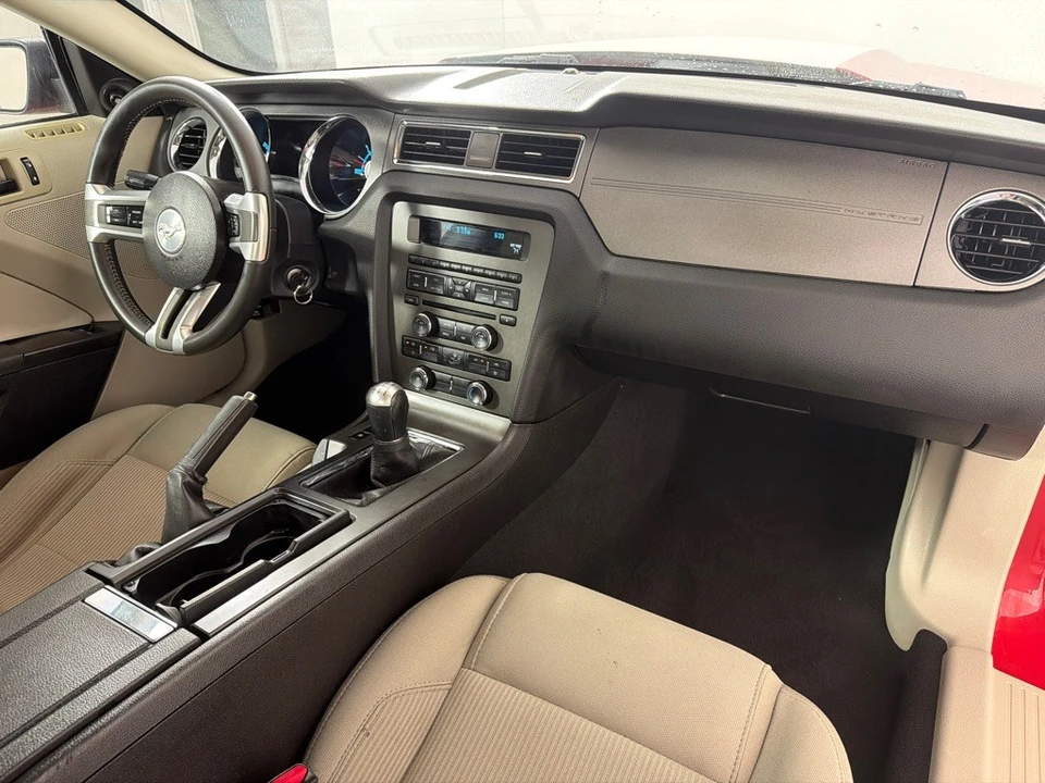 2010 Ford Mustang - Image 22 of 23