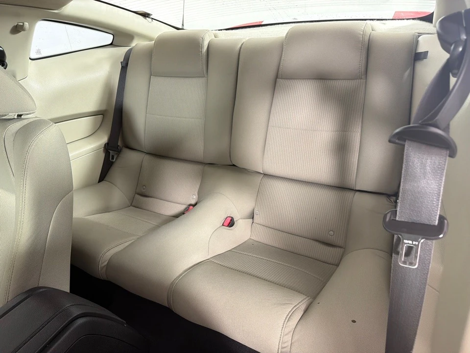 2010 Ford Mustang - Image 18 of 23
