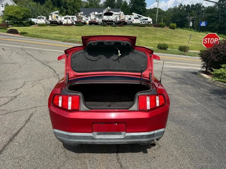 2010 Ford S197 Mustang - Image 14 of 16