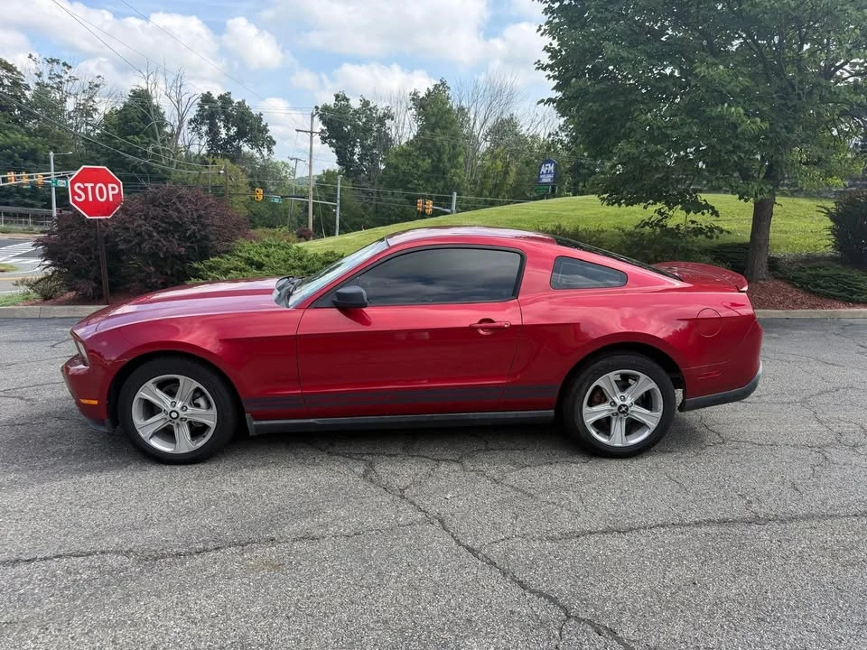 2010 Ford S197 Mustang - Image 3 of 16