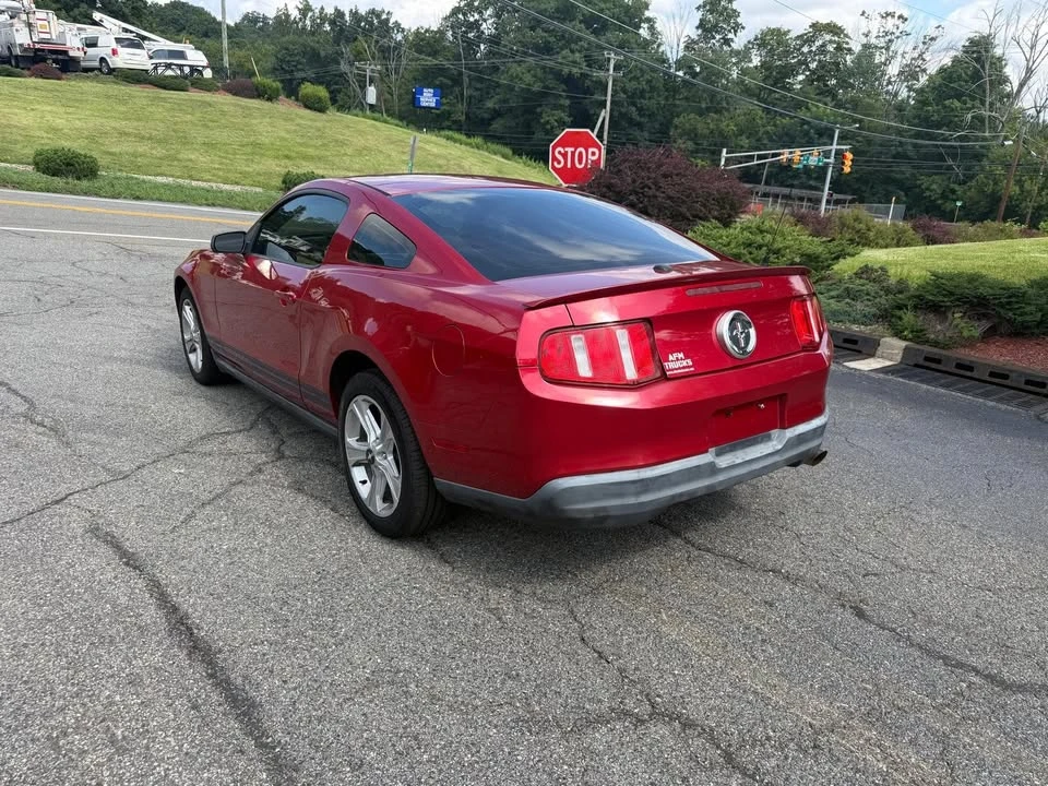 2010 Ford S197 Mustang - Image 4 of 16