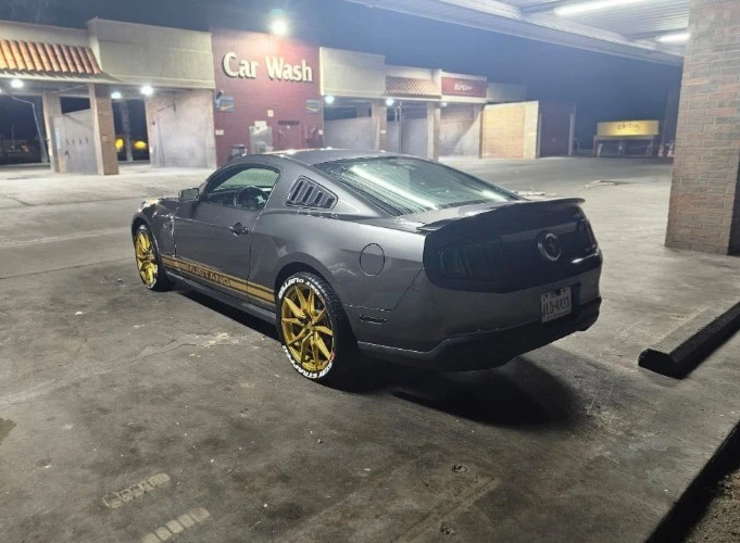 2010 Ford S197 Mustang - Image 19 of 31