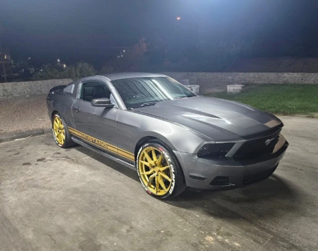 2010 Ford S197 Mustang - Image 6 of 29