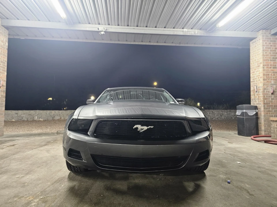 2010 Ford S197 Mustang - Image 13 of 29