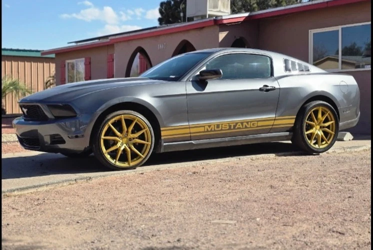 2010 Ford S197 Mustang - Image 29 of 29