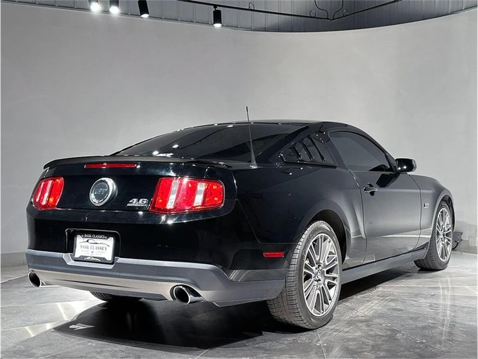 2010 Ford S197 Mustang - Image 6 of 31