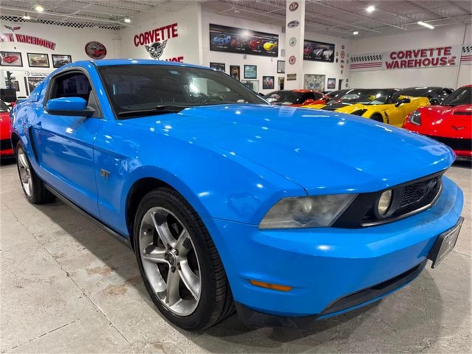 2010 Ford S197 Mustang - Image 7 of 10