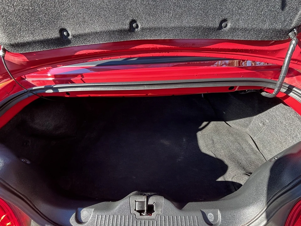 2010 Ford S197 Mustang - Image 19 of 21