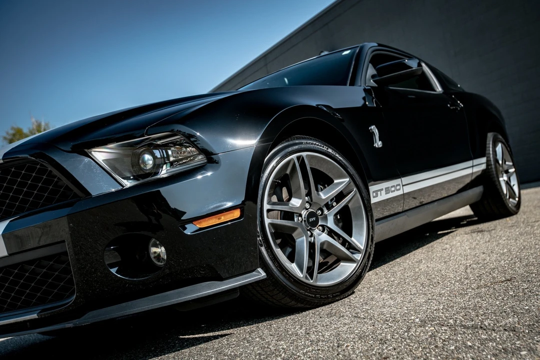 2010 Ford S197 Mustang - Image 8 of 12