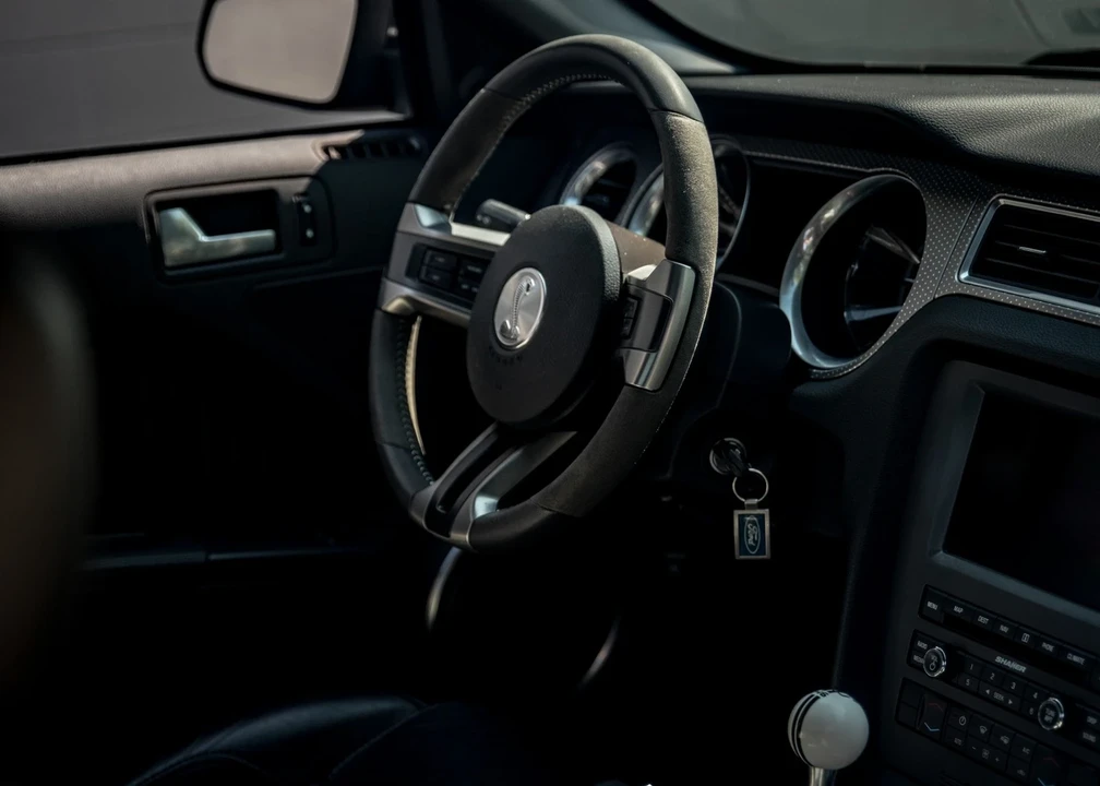 2010 Ford S197 Mustang - Image 10 of 12