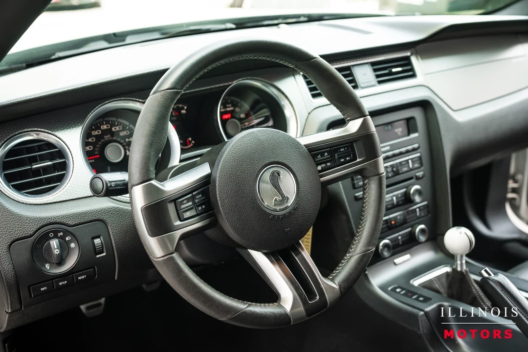 2010 Ford S197 Mustang - Image 19 of 31