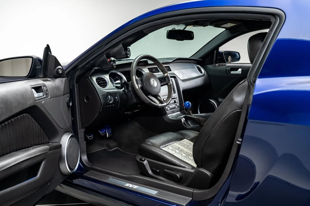 2010 Ford S197 Mustang - Image 3 of 31