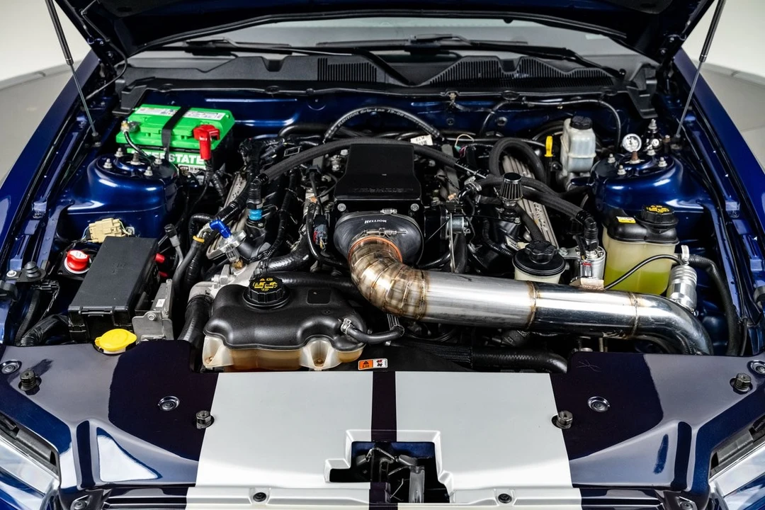 2010 Ford S197 Mustang - Image 28 of 31