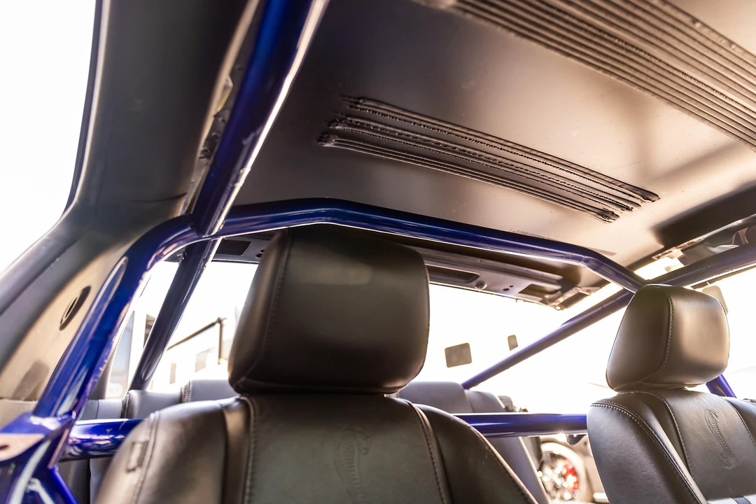 2010 Ford S197 Mustang - Image 13 of 21