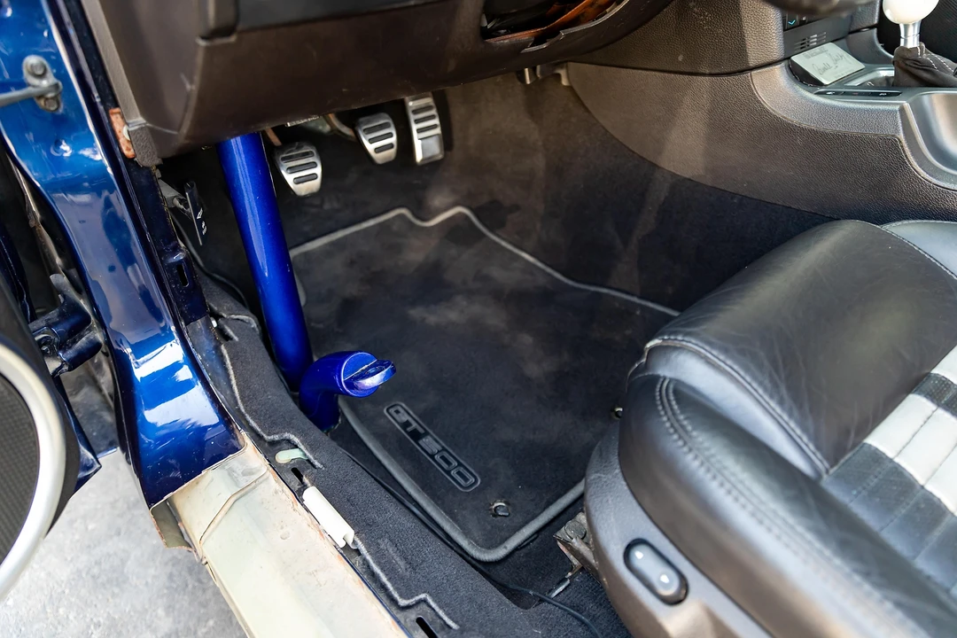 2010 Ford S197 Mustang - Image 15 of 21
