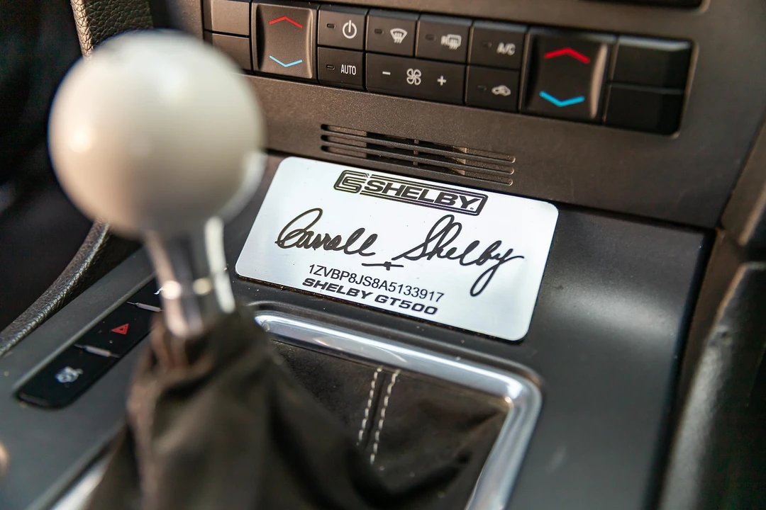 2010 Ford S197 Mustang - Image 16 of 21