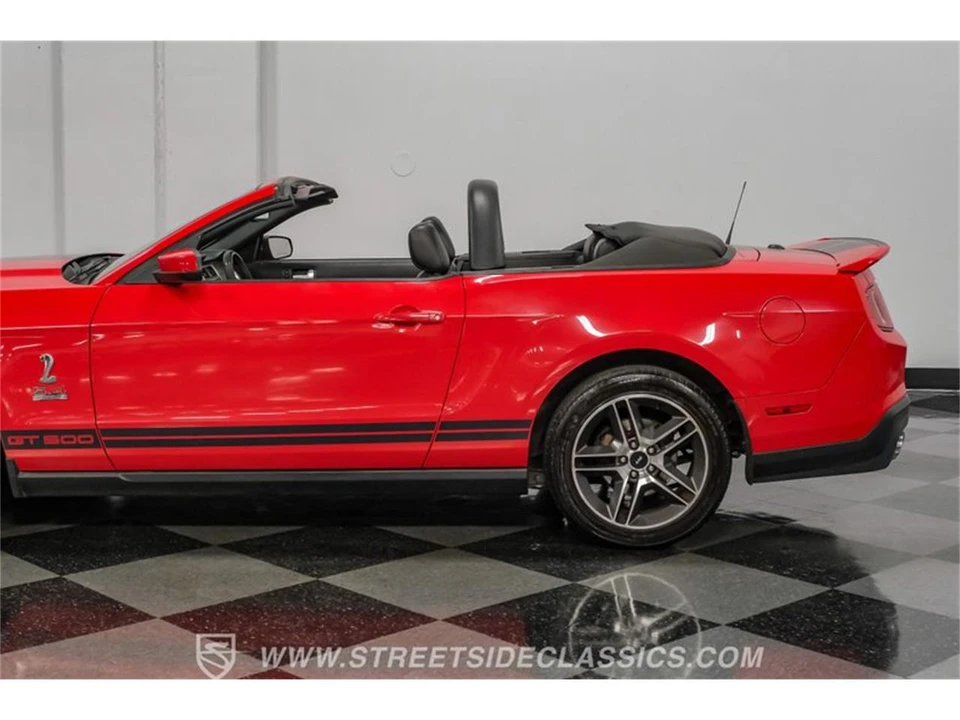 2010 Ford S197 Mustang - Image 24 of 31