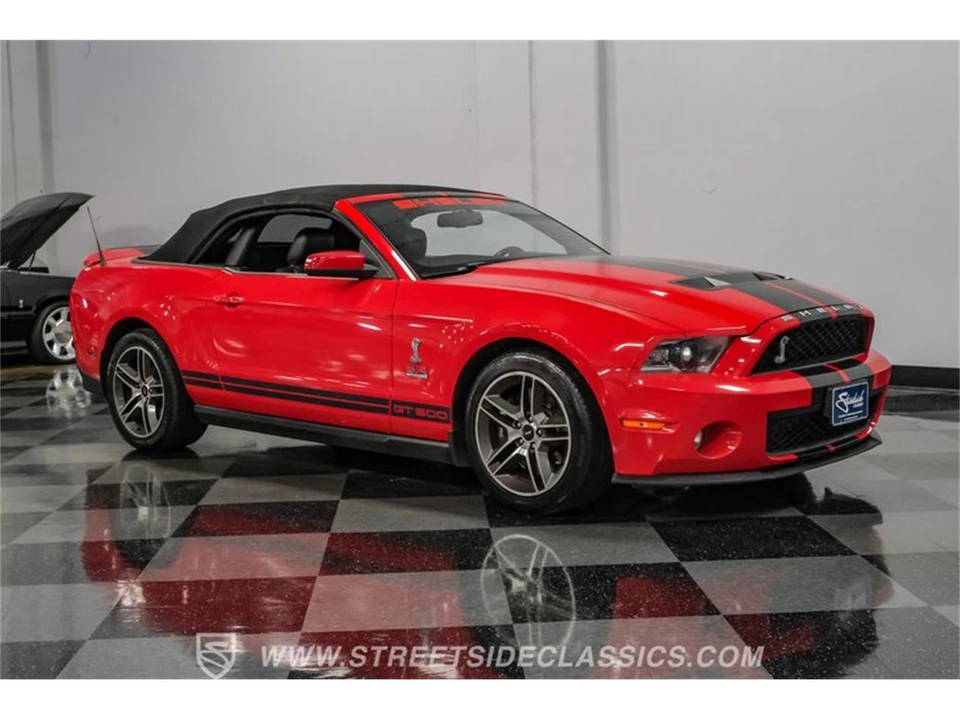 2010 Ford S197 Mustang - Image 15 of 31