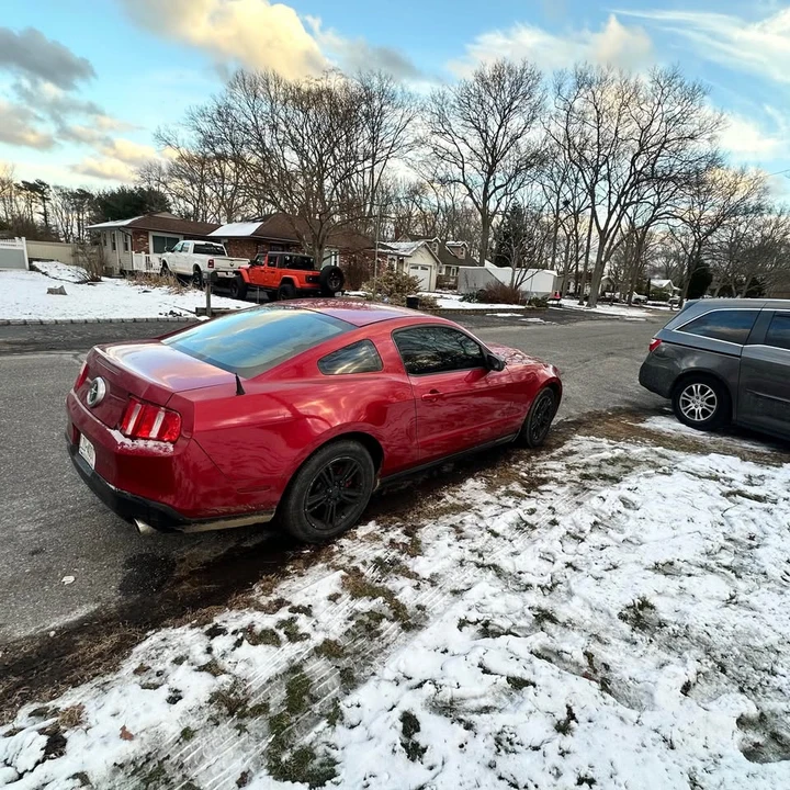 2010 Ford S197 Mustang - Image 4 of 8