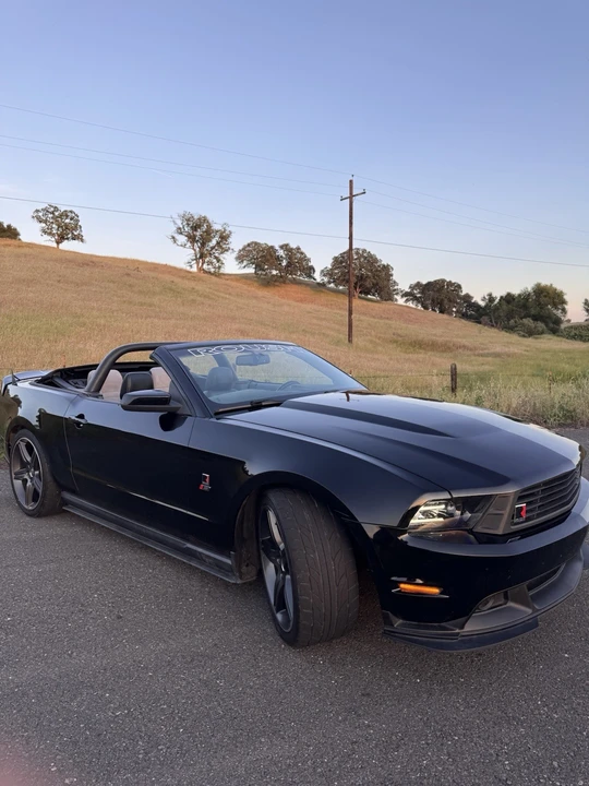 2010 Ford S197 Mustang - Image 9 of 10