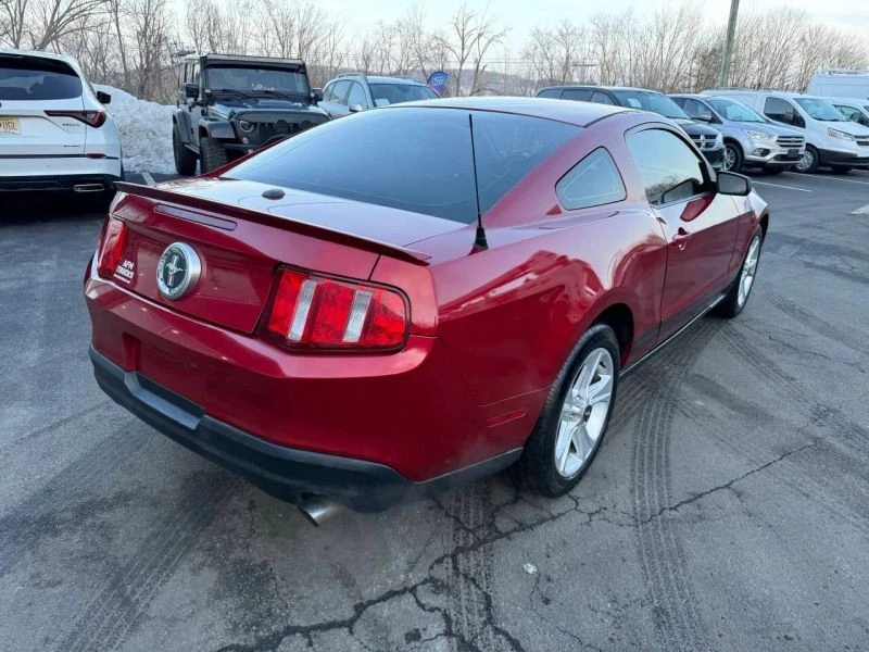 2010 Ford S197 Mustang - Image 8 of 12