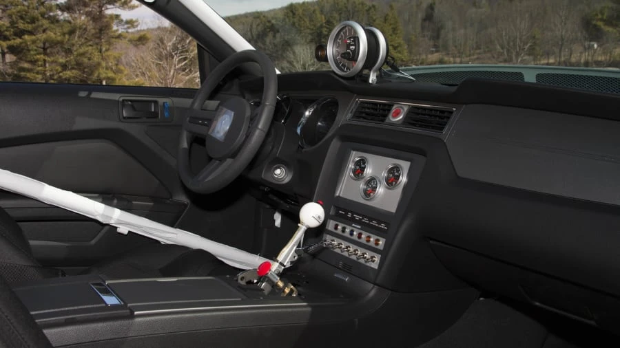 2010 Ford S197 Mustang - Image 5 of 12