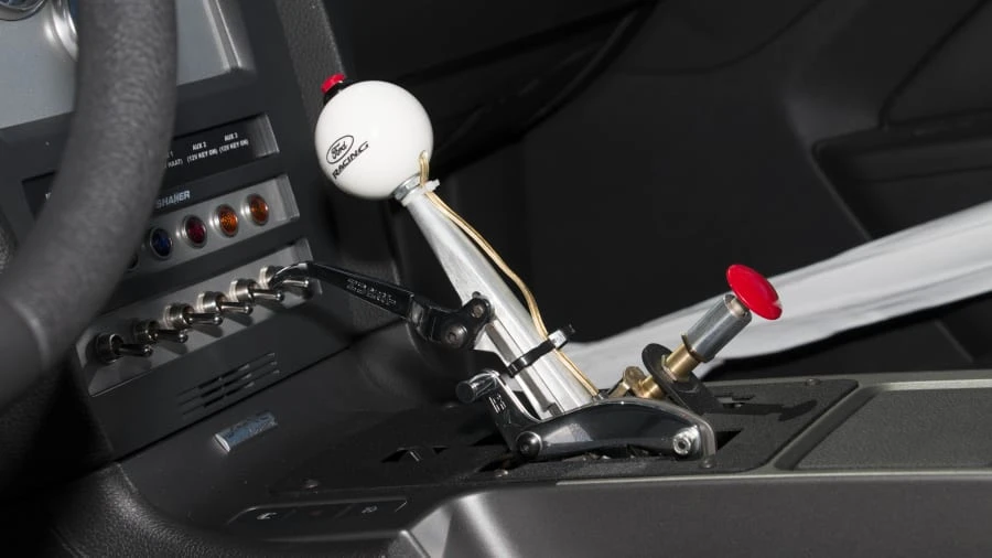 2010 Ford S197 Mustang - Image 9 of 12