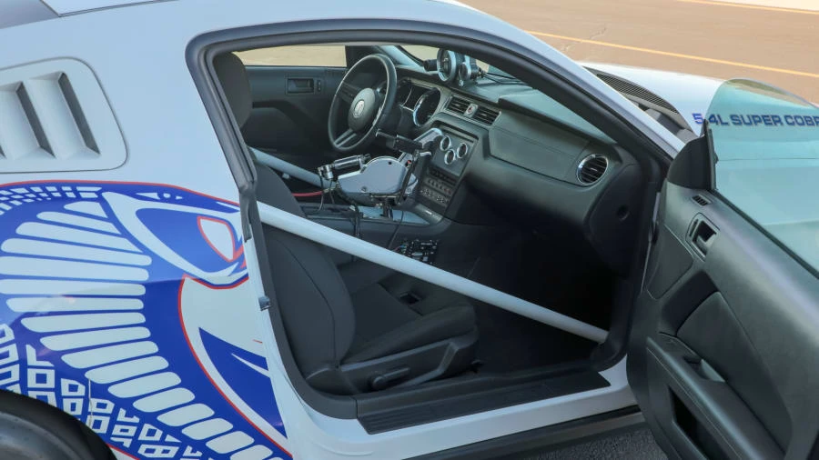 2010 Ford S197 Mustang - Image 5 of 31