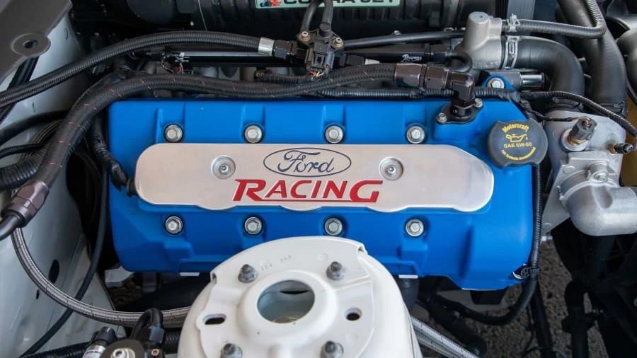 2010 Ford S197 Mustang - Image 12 of 31